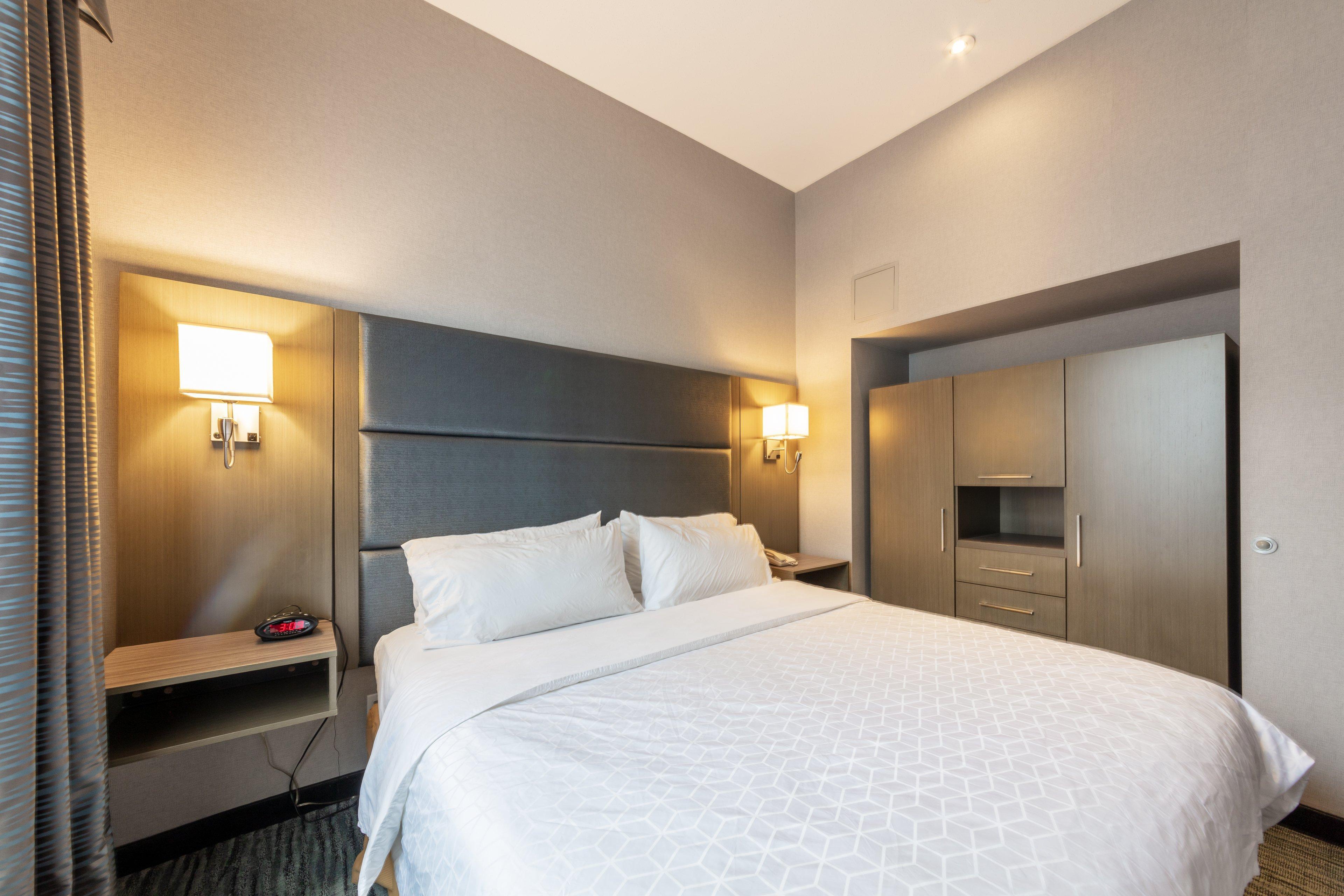 Holiday Inn Express & Suites Riverport Richmond By Ihg Bagian luar foto