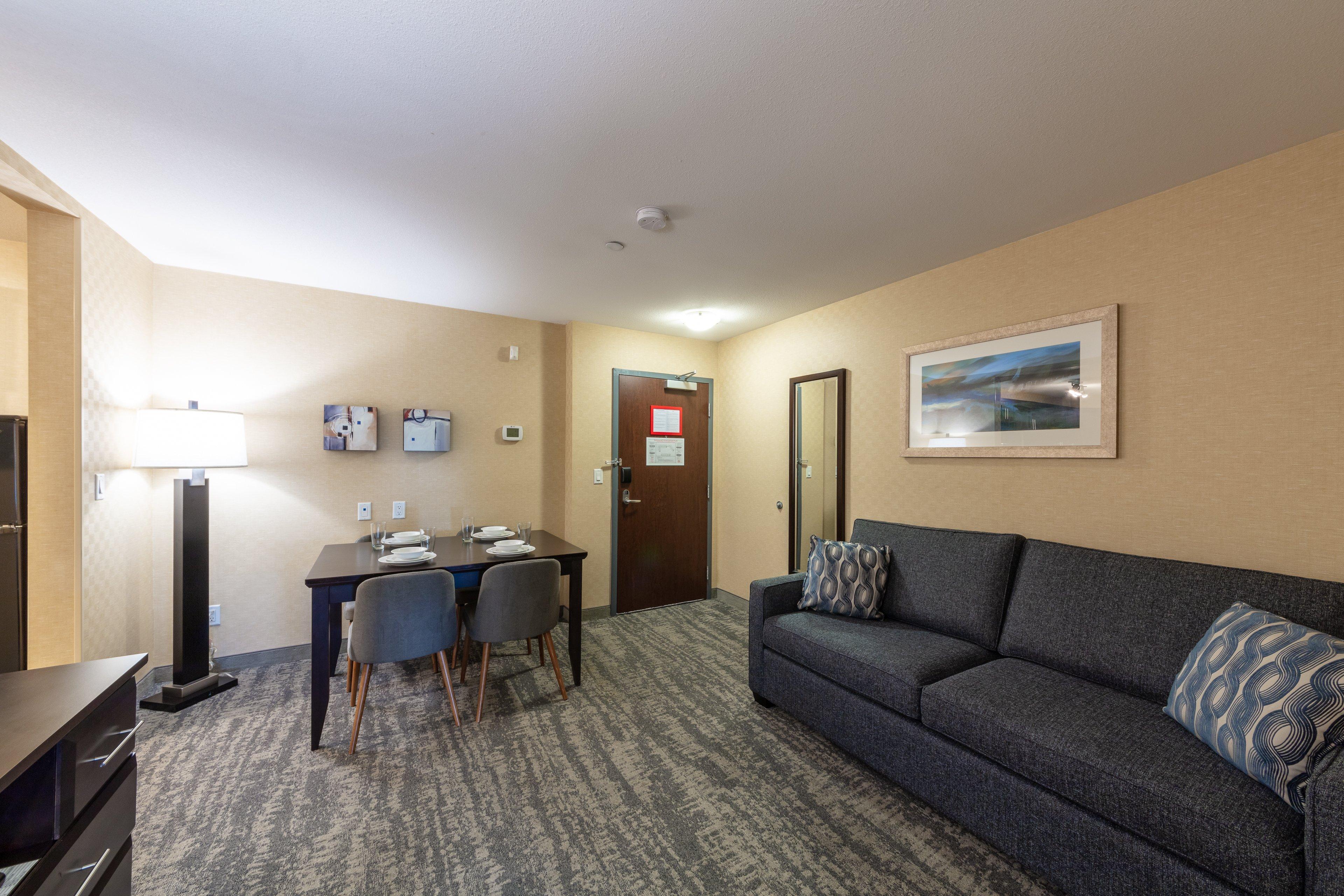 Holiday Inn Express & Suites Riverport Richmond By Ihg Bagian luar foto