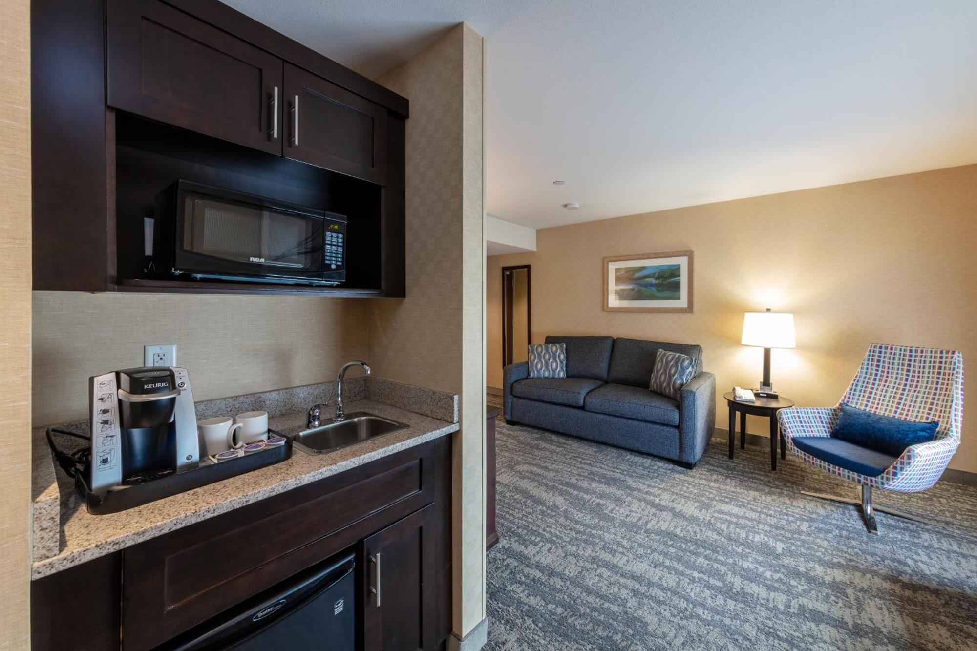 Holiday Inn Express & Suites Riverport Richmond By Ihg Ruang foto